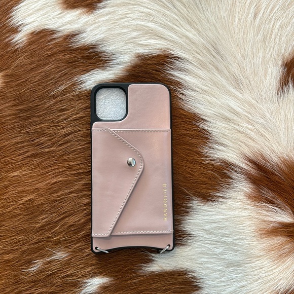 Bandolier IPhone 11 pro max case in pink/mauve BRAND NEW - Picture 1 of 6